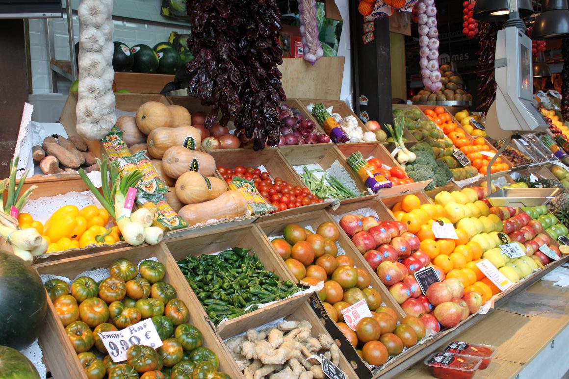 Tres nuevas normas para ordenar el mercado en la Agricultura Ecológica Tres nuevas normas para ordenar el mercado en la Agricultura Ecológica